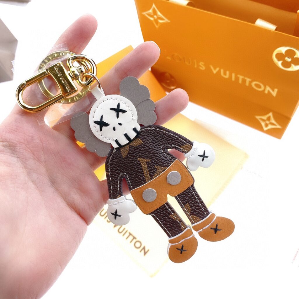 LOUIS VUITTON（ルイヴィトン）KAWS キーホルダー - 画像 (7)
