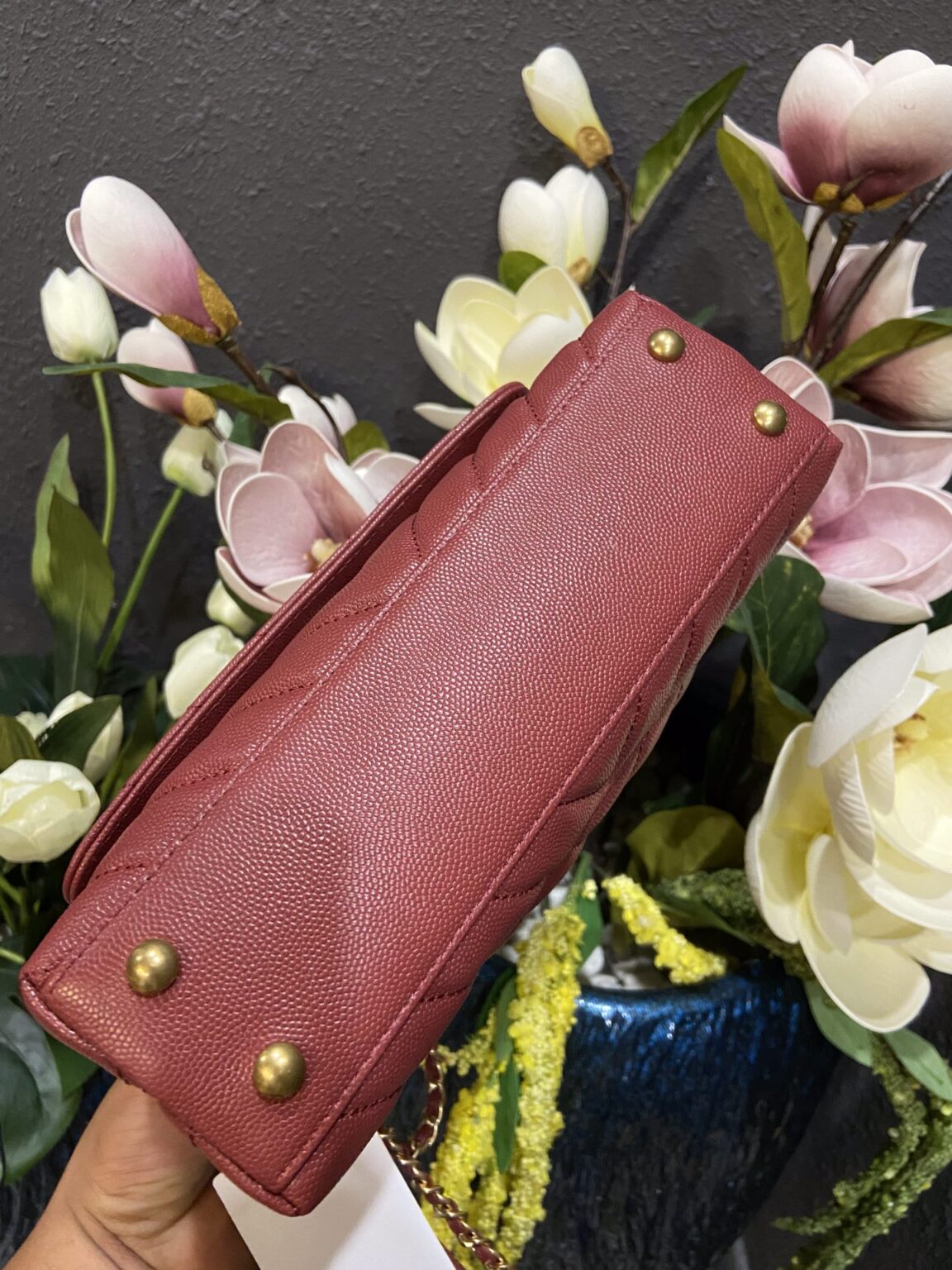Chanel Cowhide handbag A92990 - 画像 (6)