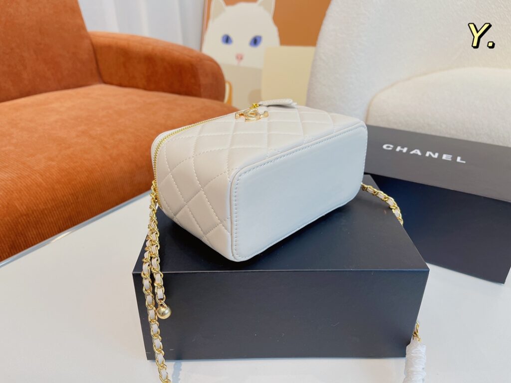 【Chanel 】【シャネル】ショルダーバッグ & クロスボディバッグ 17x8x11 cm - 画像 (6)