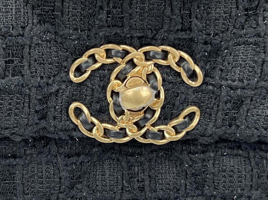CHANEL 19 HANDBAG AS1161 - 画像 (9)