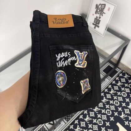 Louis Vuitton Jeans black-painted