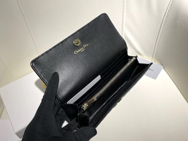 Dior　人気財布 - 画像 (3)