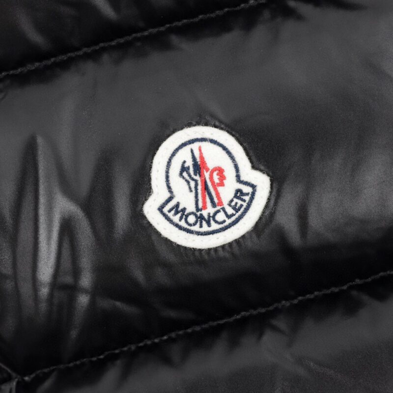 MONCLER モンクレール ジレ ベスト ダウンベスト 男女兼用 - 画像 (4)