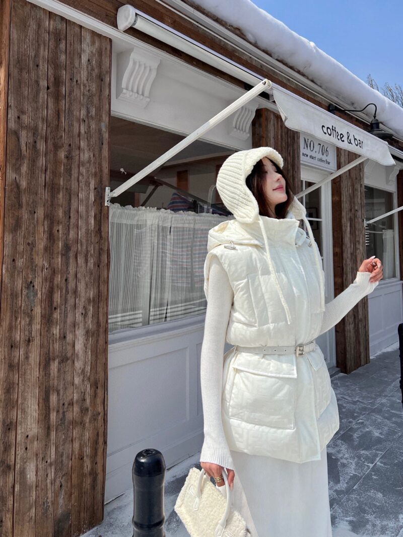 FENDI ダウンベスト SS96781 - 画像 (5)