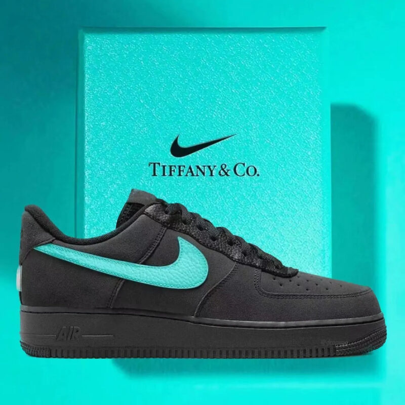 🔥限定30個！売り切れ次第終わり！【NIKE |公式サイトは】🔥★送関込★世界中を震撼させた話題のコラボ★◆超人気◆ 雑誌、ＴＶ、映画に登場アイテム♪ - 画像 (2)