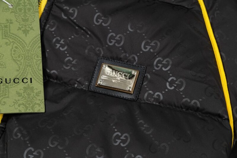 【Gucci】【全国送料無料】【即日出荷】数量限定発売 ダウンジャケット - 画像 (8)