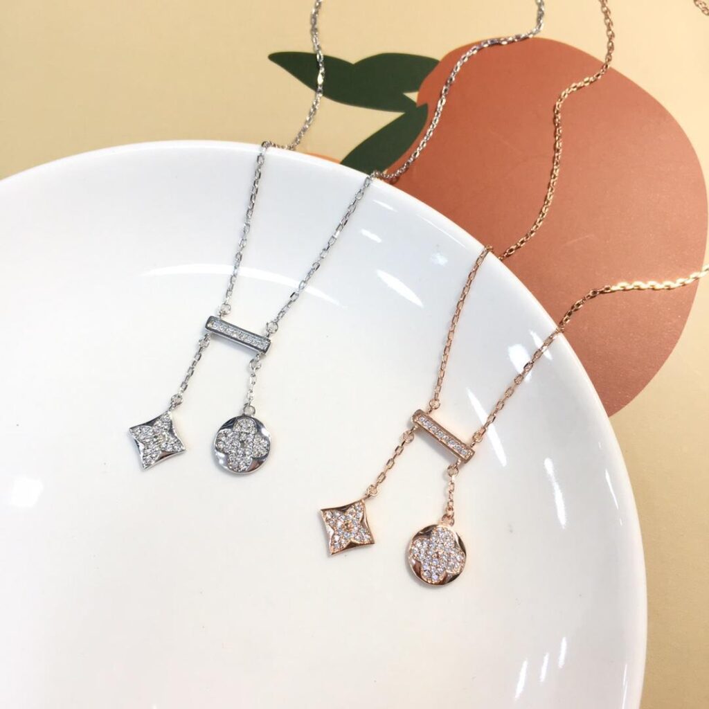 Louis Vuitton（ルイヴィトン）ネックレス ダイヤモンド ブロッサム 2色 - 画像 (3)