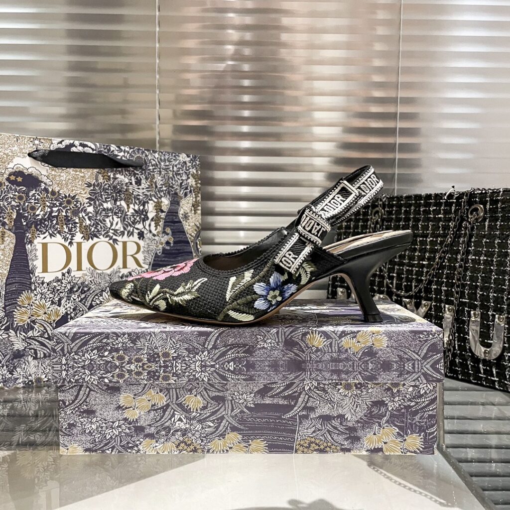 DIOR 新作刺繍ハイヒール 08zm 95759 - 画像 (6)