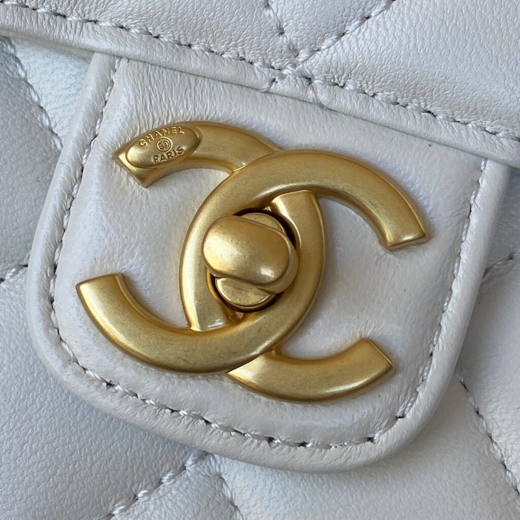 Chanel MINI FLAP BAG AS3648 - 画像 (9)