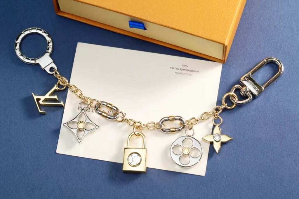 LV Louis Vuitton バッグペンダント キーホルダー 74 zm - 画像 (3)