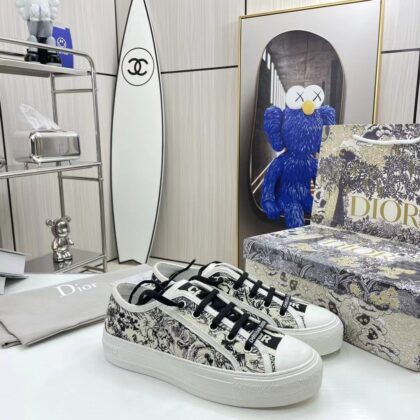 DIOR スーパー刺繍アルファベットスニーカー 05 zm94831