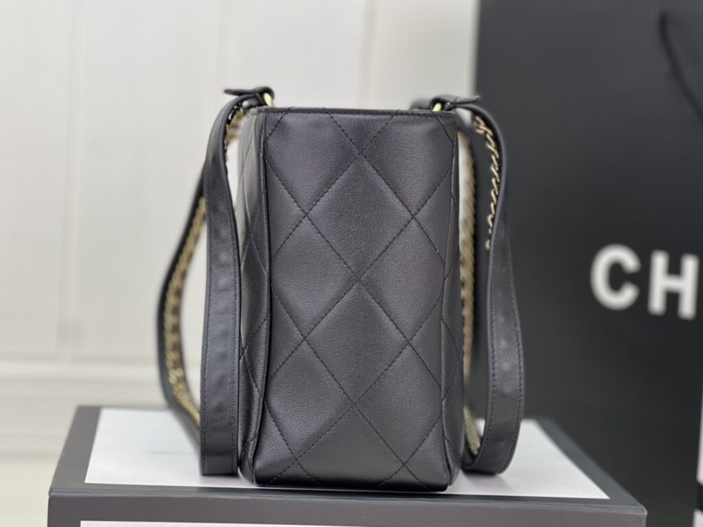 Chanel SHOPPING BAG AS3508 - 画像 (8)