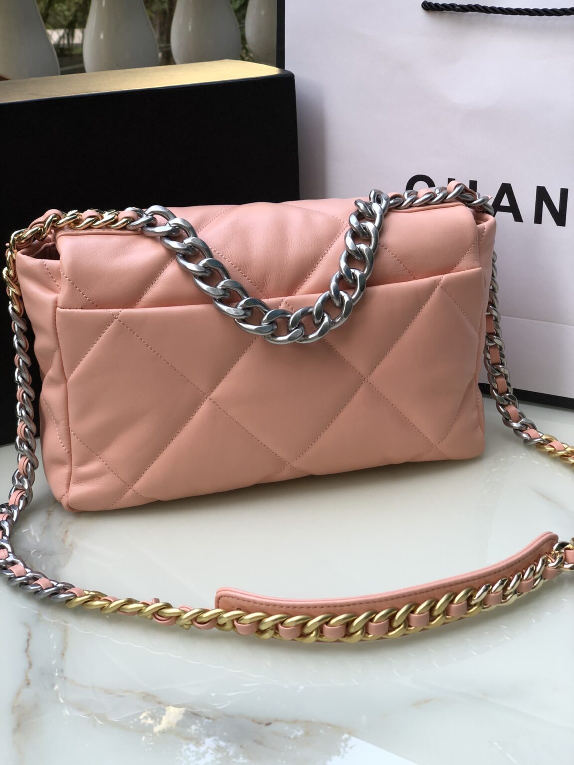 Chanel 19 medium 1161 - 画像 (3)