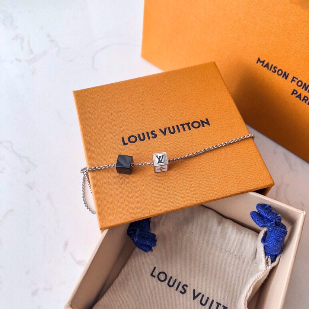 LOUIS VUITTON（ルイヴィトン）ダイス ネックレス - 画像 (6)