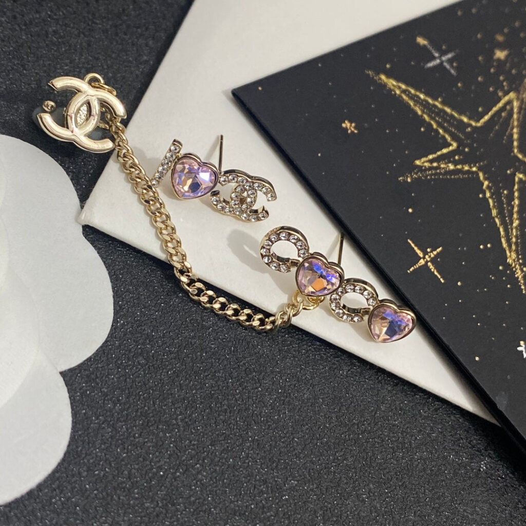 CHANEL非対称クリスタルイヤリング イヤークリップ SS - 画像 (4)