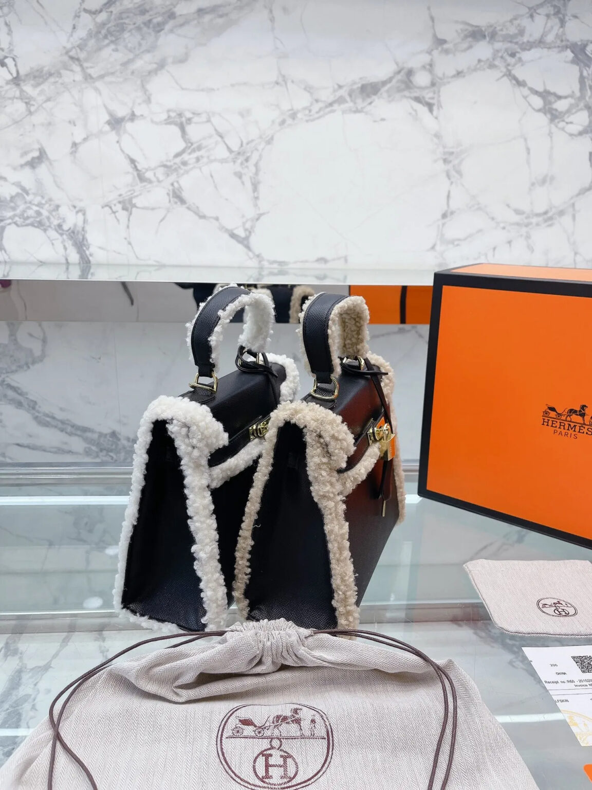 【HERMES公式 旗艦店】 エルメス ショルダーバッグ 当日出荷 好評に付き再入荷！25*19CM - 画像 (9)