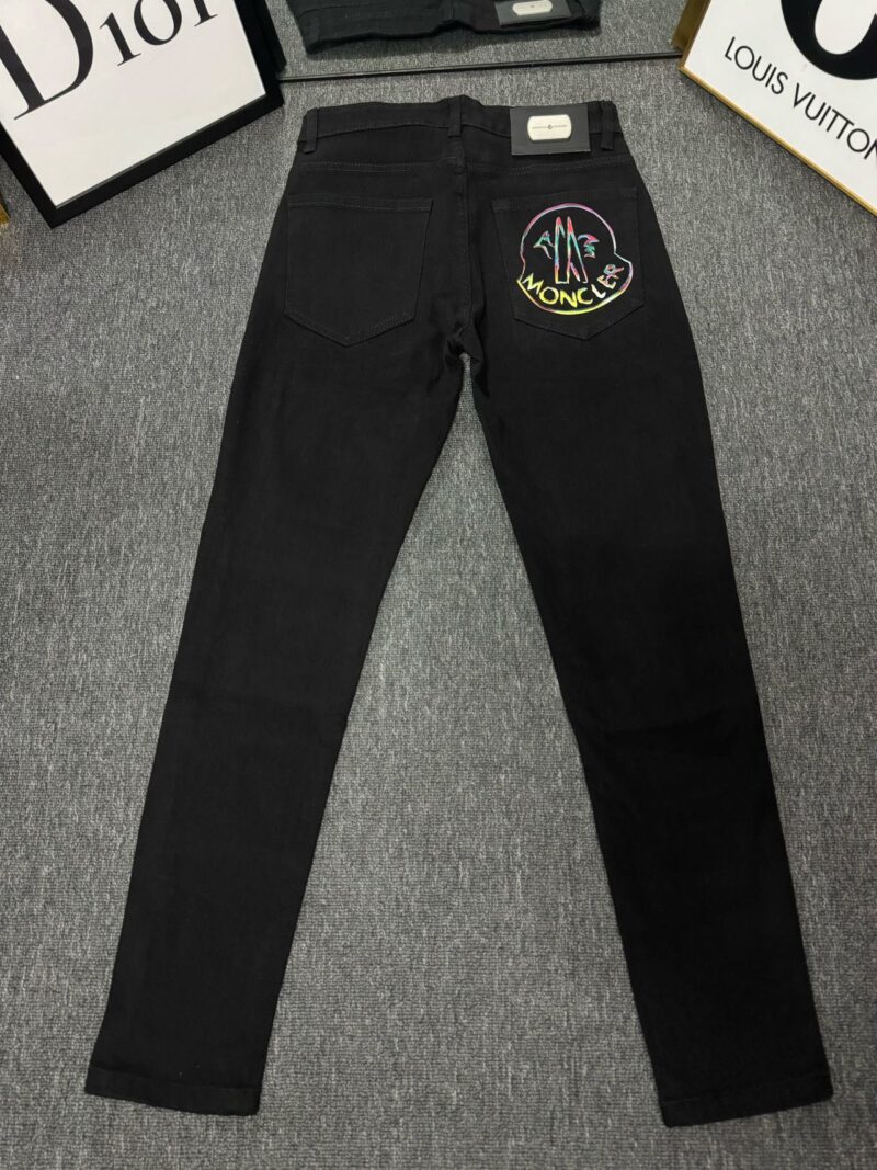 moncler刺繡入りのトレンディジーンズ 13 SS102438 - 画像 (4)
