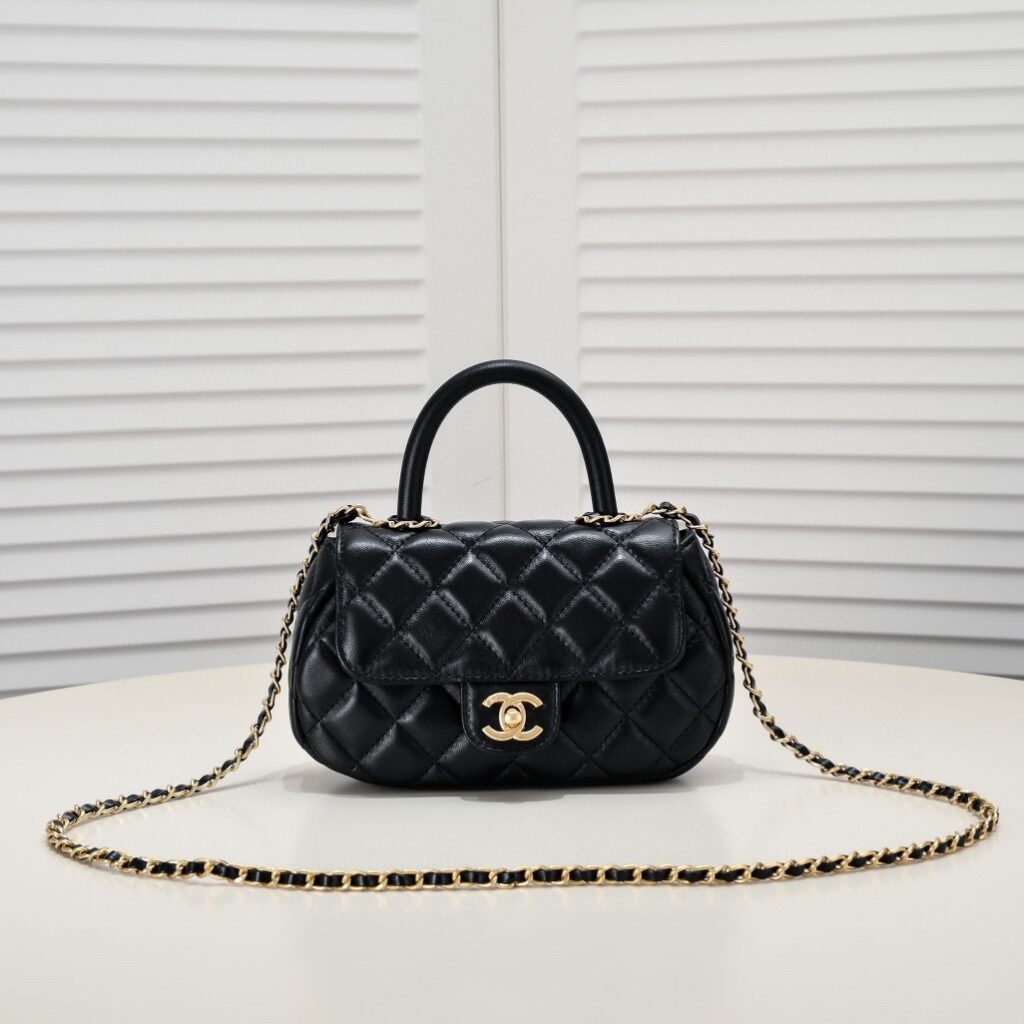 CHANEL 144C COCO HANDEL 9115