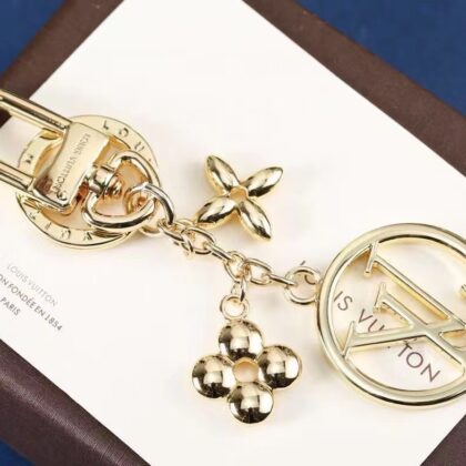 LV Louis Vuitton バッグペンダント キーホルダー 38 zm