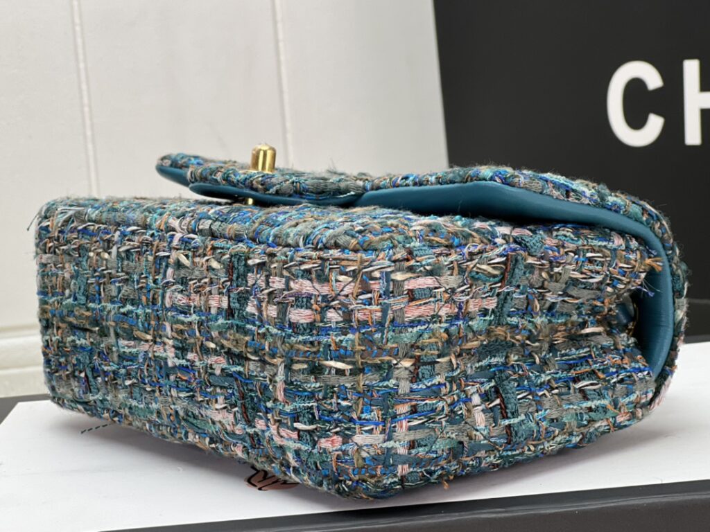 Chanel MINI CLASSIC FLAP BAG 1116 - 画像 (6)