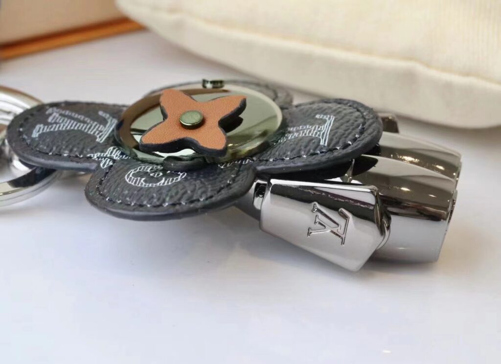 LV Louis Vuitton バッグペンダント キーホルダー 31 zm - 画像 (5)