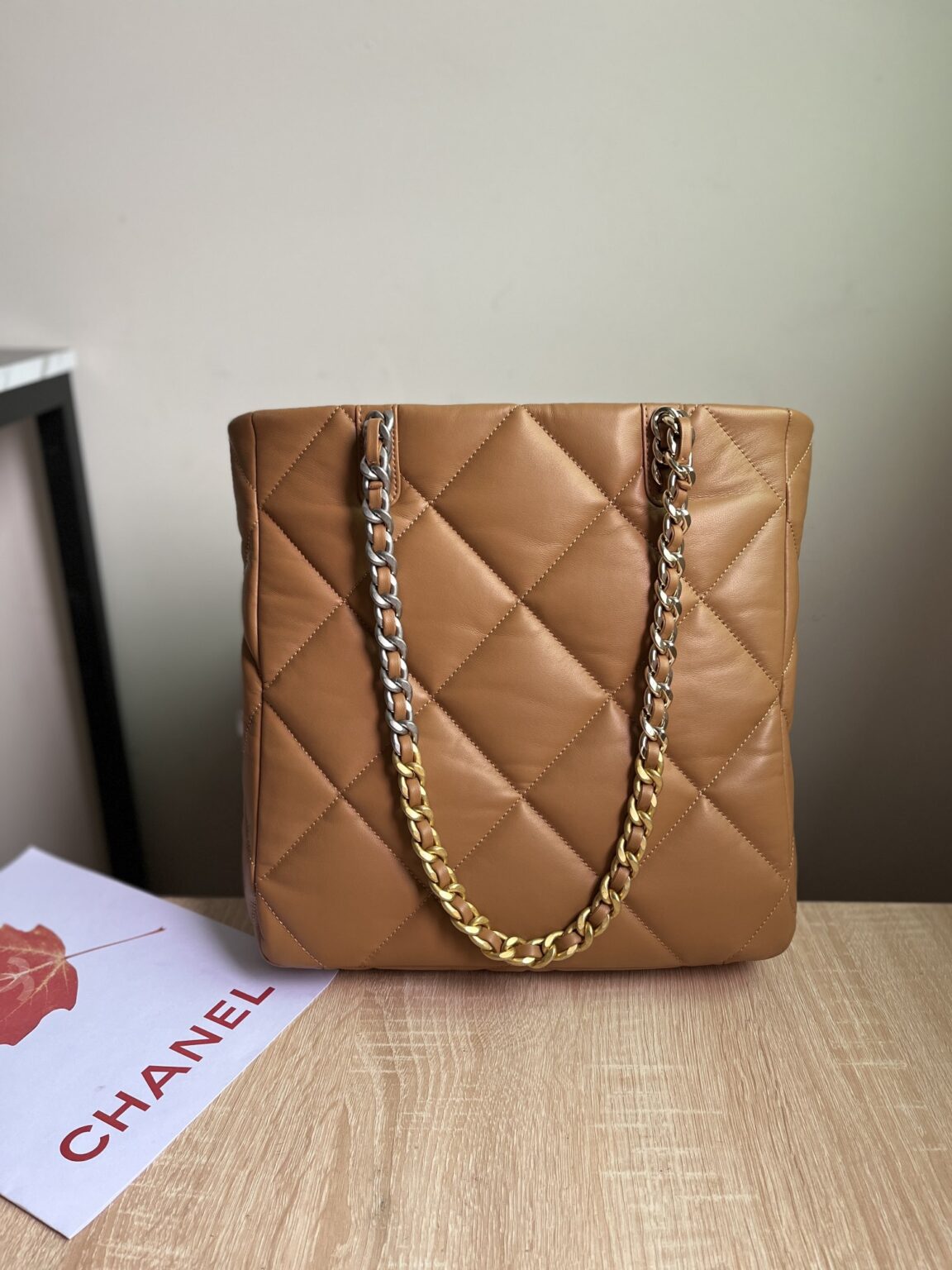 CHANEL 19 SHOPPING BAG 3519 - 画像 (2)