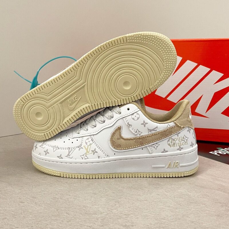 【正規品保証、公式と同じデザイン】NIKE 新作限定販売♪最新 gucci&The North Face SB LOW【海外ブランド直営店】 - 画像 (4)
