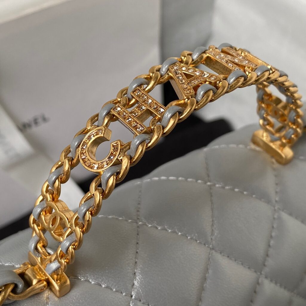 Chanel❄️24C 🔅AS4362 diamond letter handle mini CF - 画像 (3)