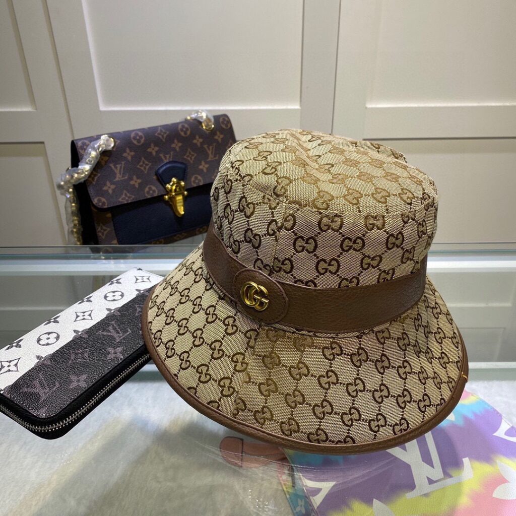 GUCCI 帽子 ダブルGのロゴ 秋と冬 コットン 紫外線対策 - 画像 (4)