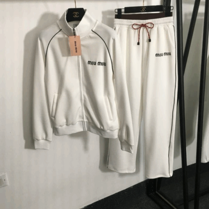 Miu Miu setup