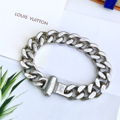 Louis Vuitton（ルイヴィトン） LV ブレスレット