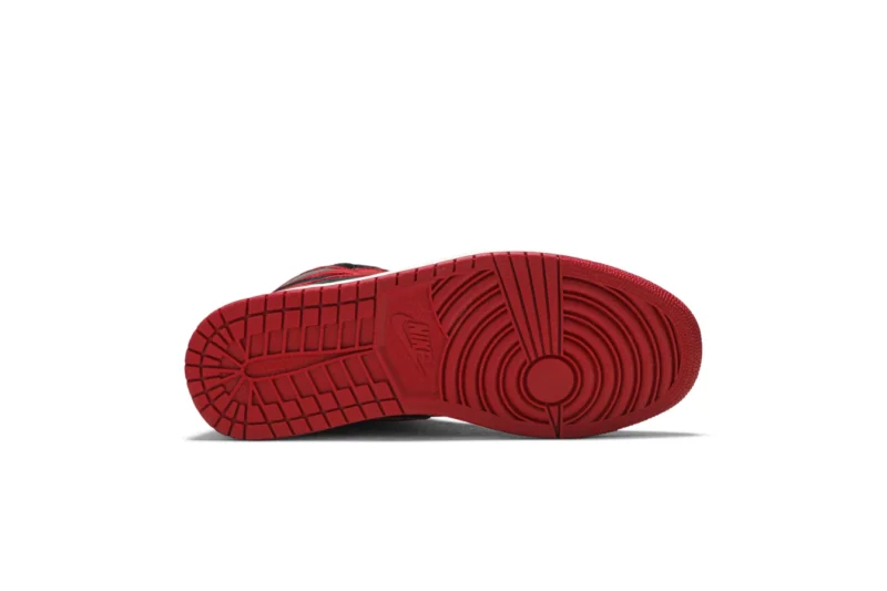 AIR JORDAN 1 RETRO HIGH OG “BANNED”2016[リアーナも着用] - 画像 (6)