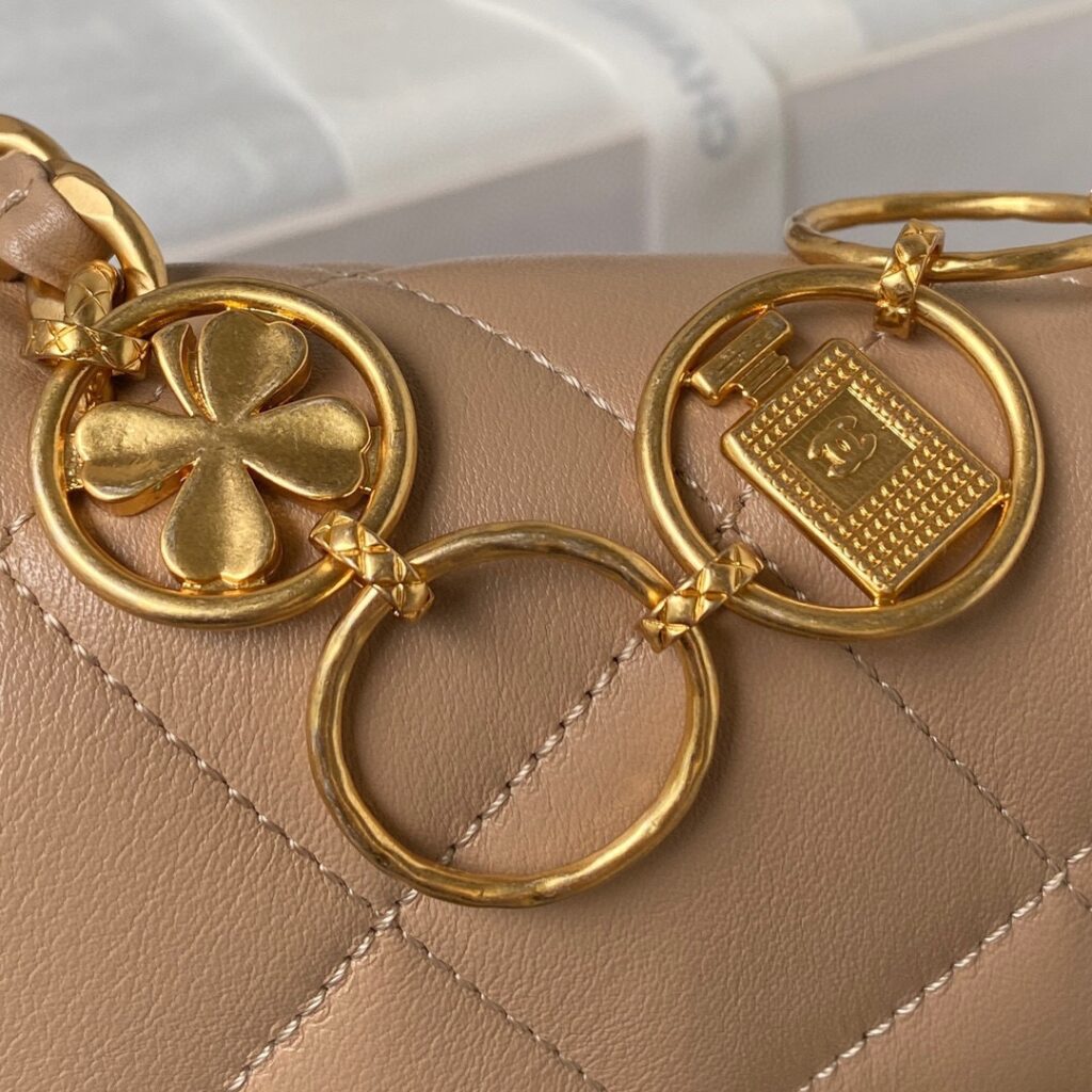 Chanel 23B AS4247 CF BAG - 画像 (6)