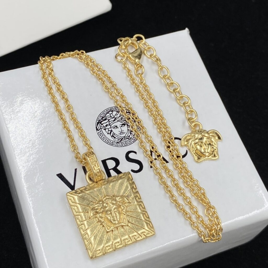 Versaceファッションアイテムチェーン05 al 94723 - 画像 (3)
