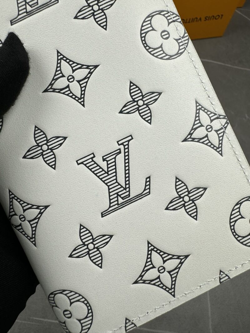 LV Louis Vuitton 新作財布です 27 zm 95521 - 画像 (3)