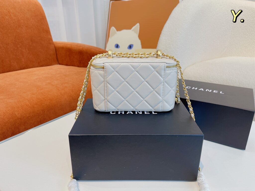 【Chanel 】【シャネル】ショルダーバッグ & クロスボディバッグ 17x8x11 cm - 画像 (8)