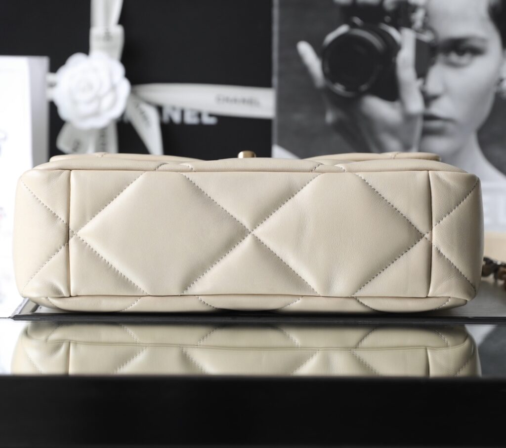 Chanel 19 AS1161 - 画像 (5)