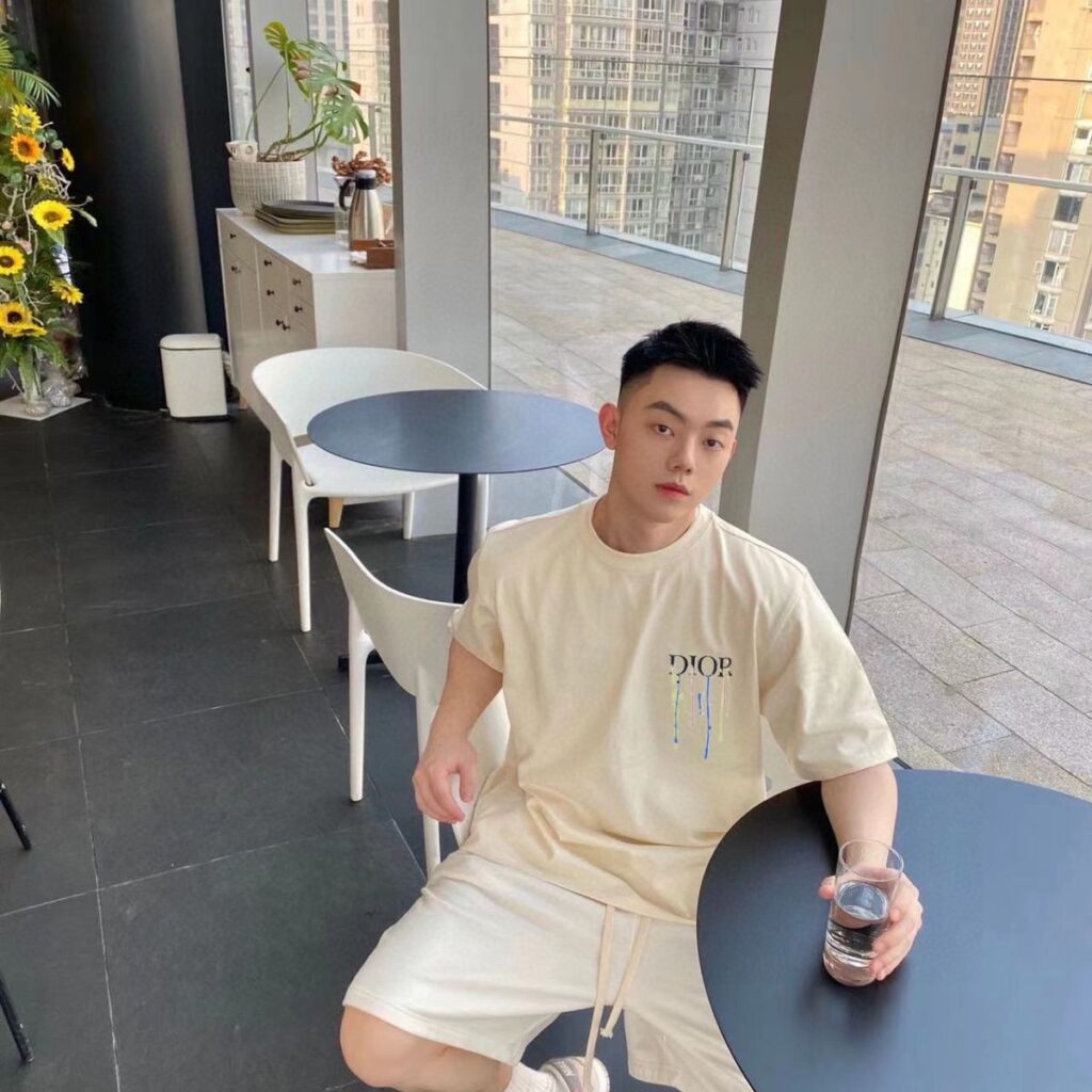 【 DIOR 公式旗艦店】ディオール Tシャツ ご好評に付き再入荷！ - 画像 (12)