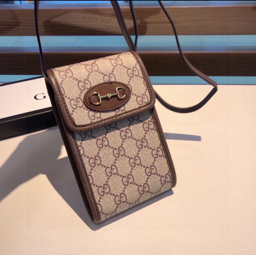 Luxury iphone スマホケース ケース ショルダー Gucciの人気アイテム 送料無料 - 画像 (3)