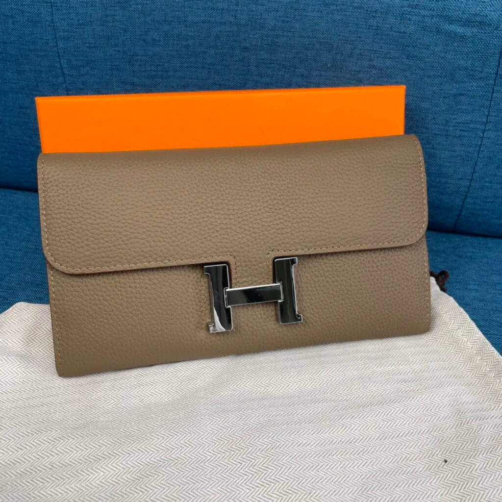 HERMÈS 長財布 11カラー 22X11CM - 画像 (2)