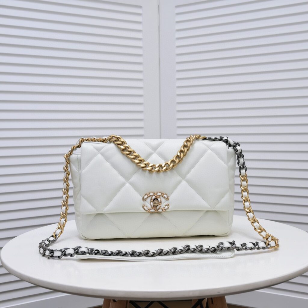 CHANEL 19 AS1160 19BAG - 画像 (23)