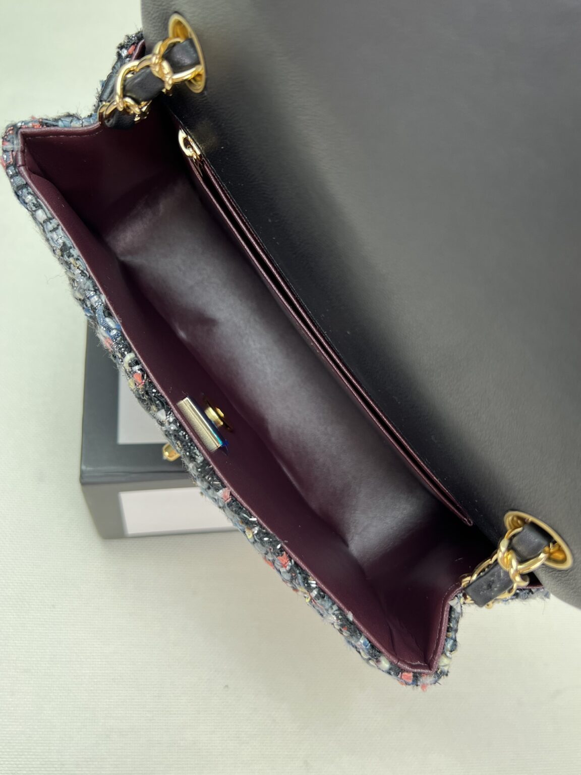 Chanel MINI CLASSIC FLAP BAG 1116 - 画像 (5)