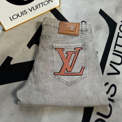 LV Louis Vuitton刺繡入りのトレンディジーンズ 23 SS102439