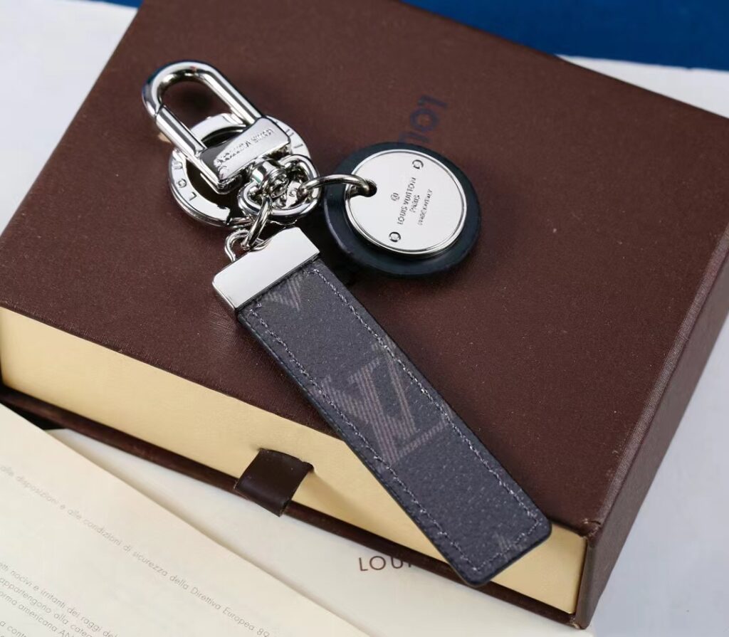 LV Louis Vuitton バッグペンダント キーホルダー 70 zm - 画像 (2)