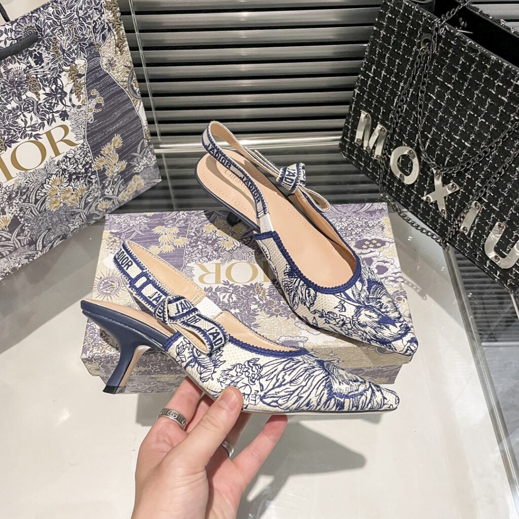 DIOR 新作刺繍ハイヒール 06zm 95759 - 画像 (2)