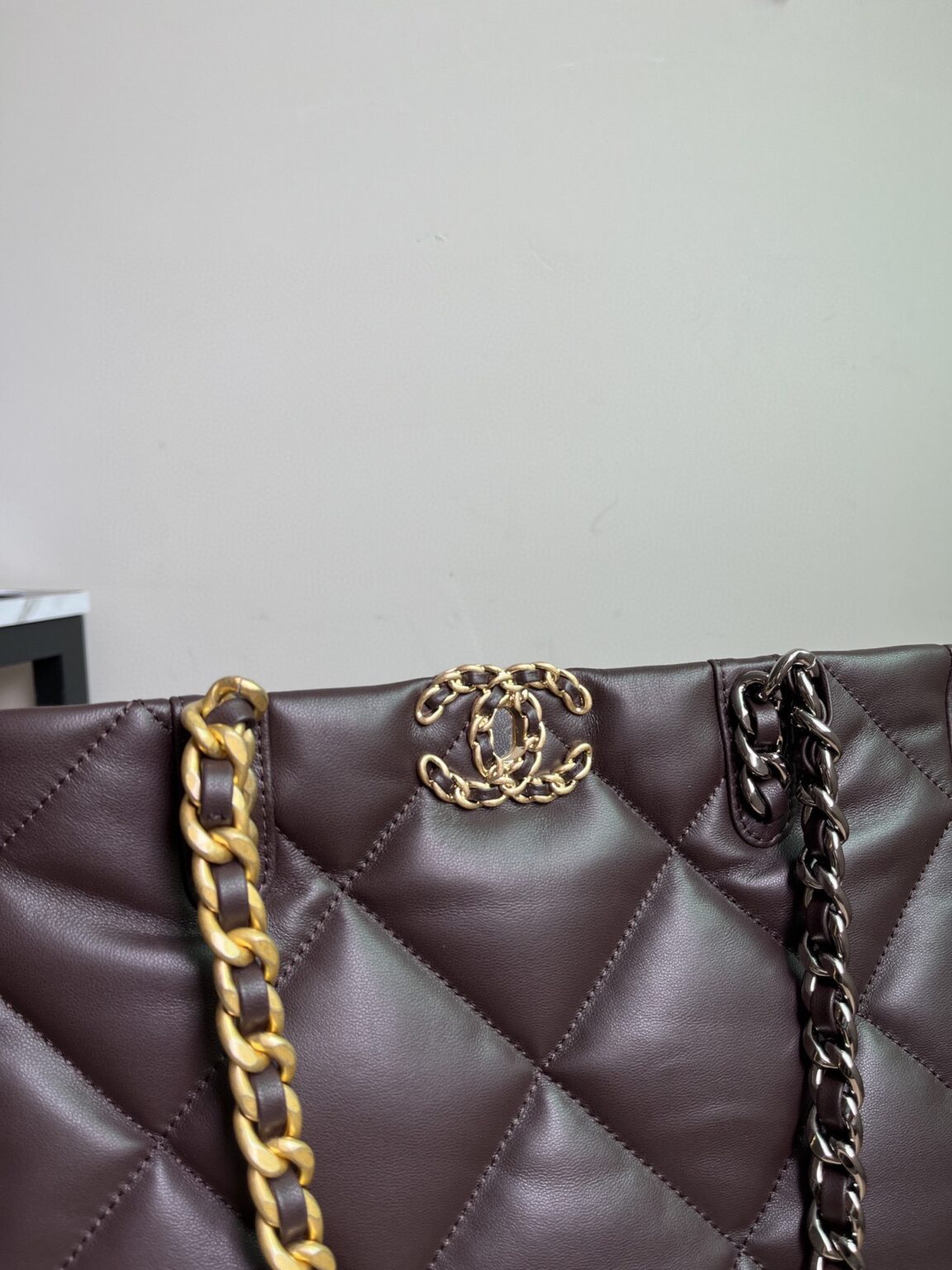 CHANEL 19 SHOPPING BAG 3519 - 画像 (8)