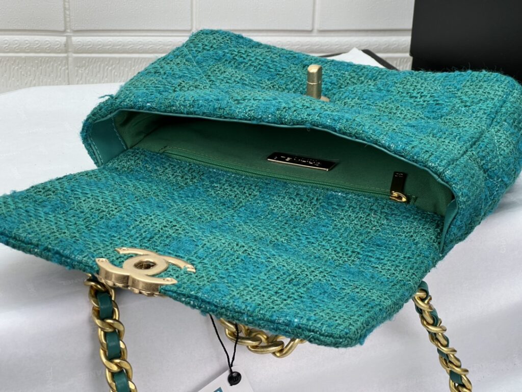 CHANEL 19 HANDBAG AS1161 - 画像 (14)
