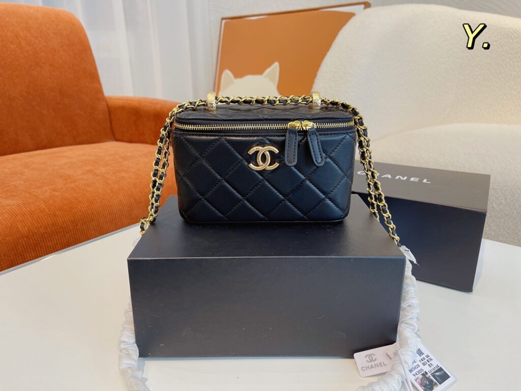 【Chanel 】【シャネル】ショルダーバッグ & クロスボディバッグ 17x8x11 cm - 画像 (10)