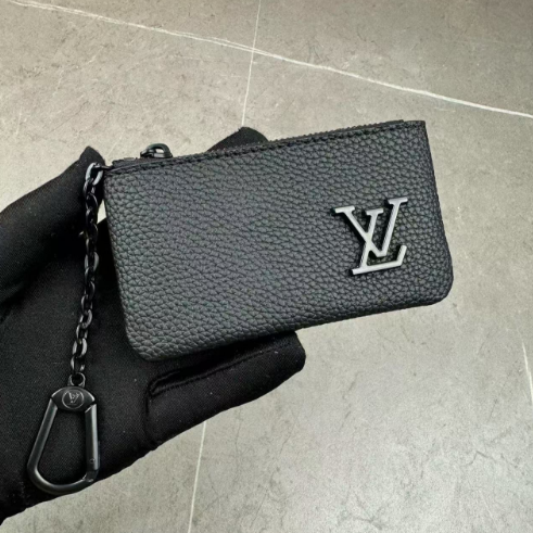 Louis Vuitton key holder AL