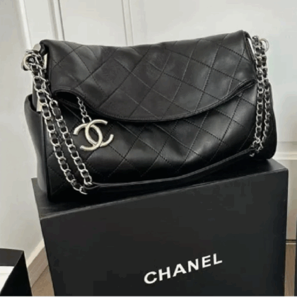 Chanel VINTAGE HOBO AL
